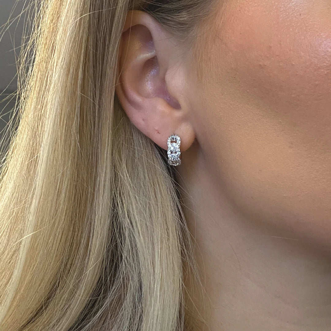 CURB EARRINGS